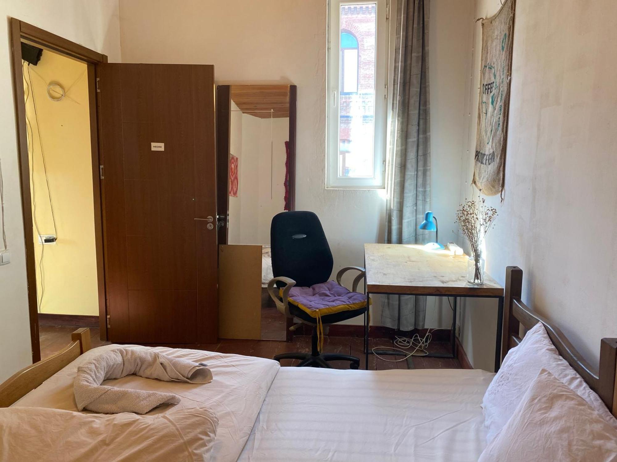Diwan Hostel Tbilisi Exterior photo