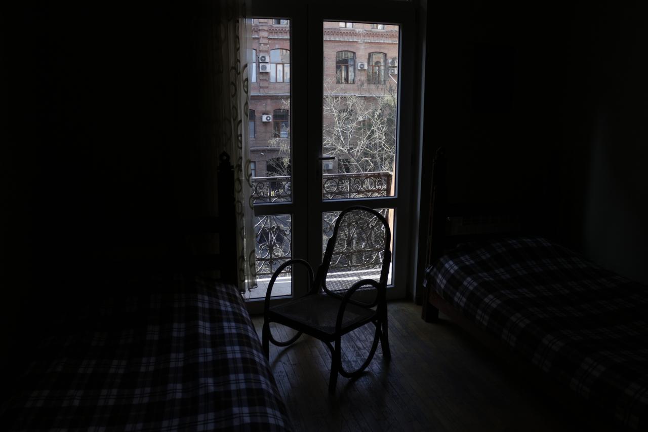 Diwan Hostel Tbilisi Exterior photo