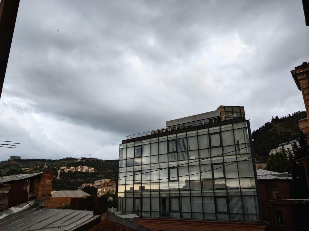 Diwan Hostel Tbilisi Exterior photo